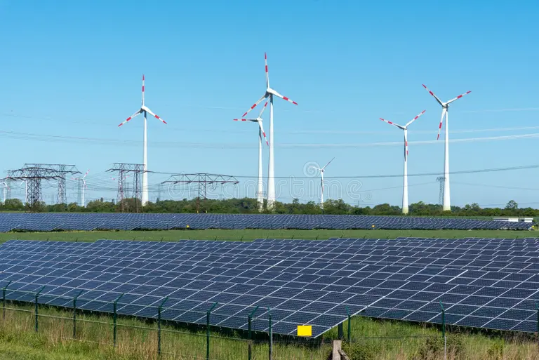 Aportul masiv al energiei regenerabile transformă România în exportator net de electricitate