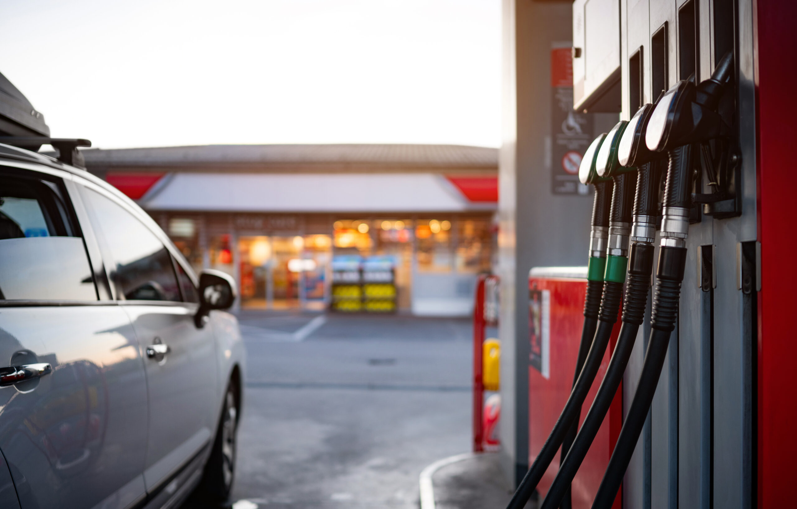 Ministerul Finanțelor prelungește reducerea accizei la motorină cu 25% până la sfârșitul lunii octombrie 2026