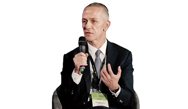 Iulian Stanciu și Adrian Crețoiu vor să preia controlul asupra NIS Petrol și a celor 19 stații Gazprom