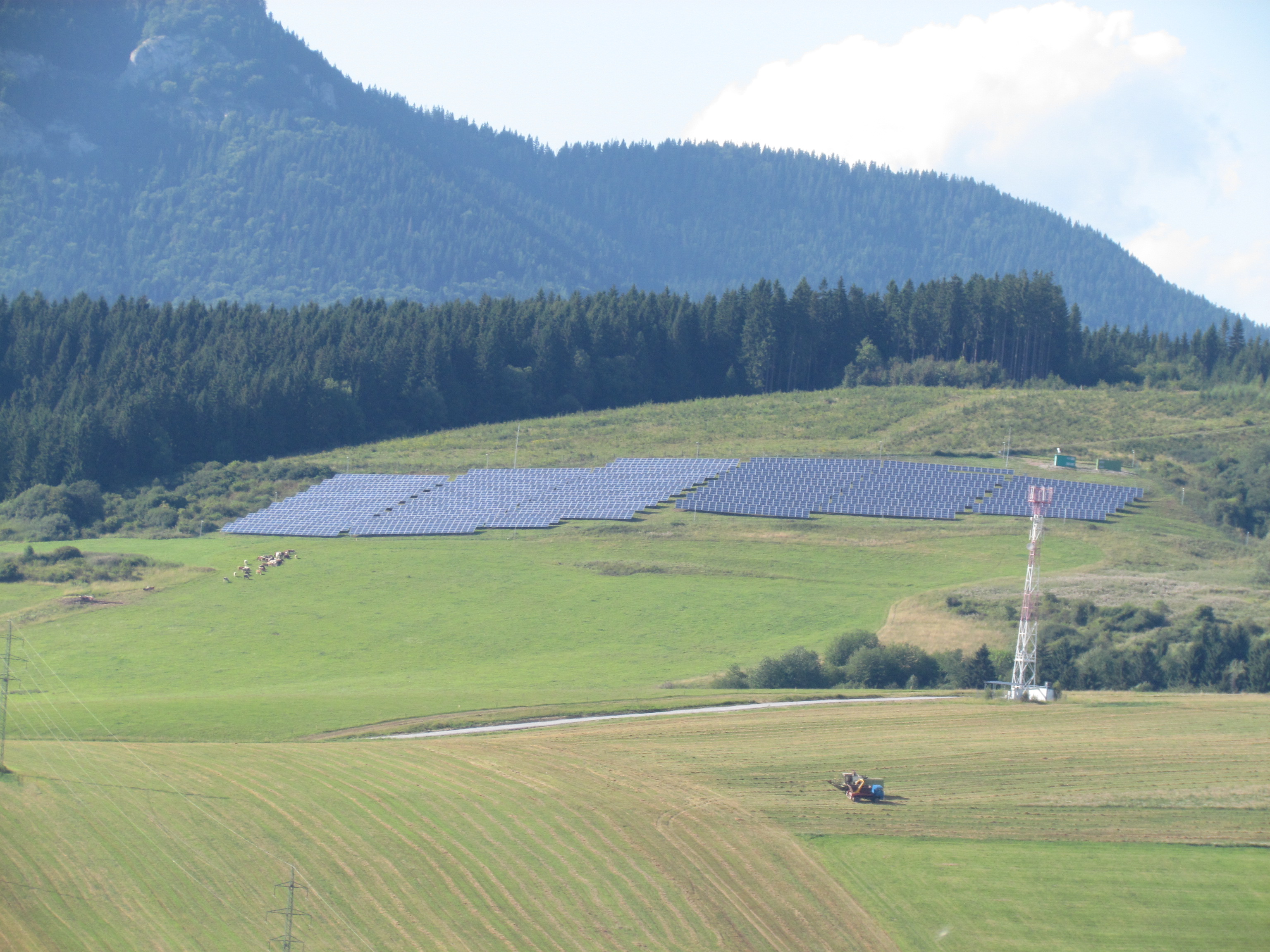 R.Power a finalizat construcția parcului fotovoltaic Lazuri de 55 MWp în România