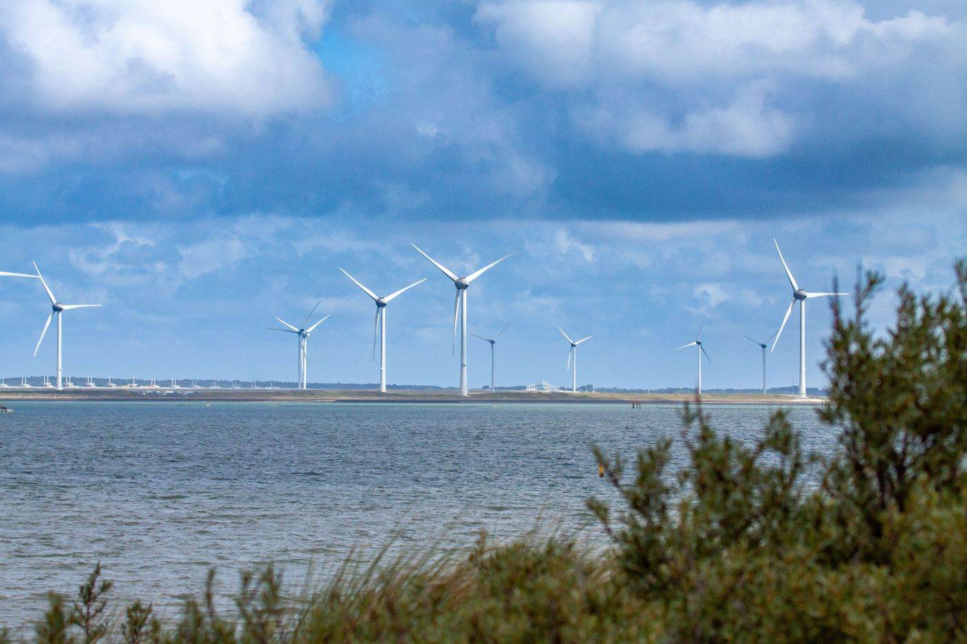 Germania a inaugurat parcul eolian offshore He Dreiht, un proiect major de 2,4 miliarde de euro