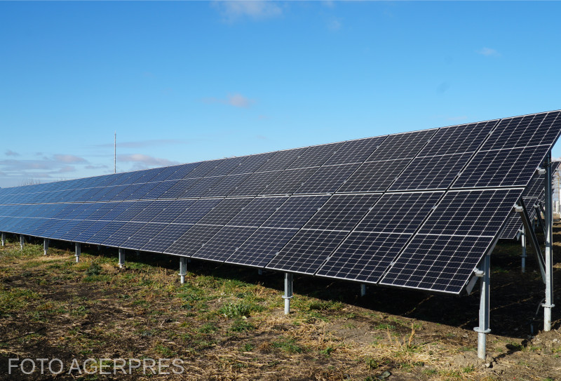 Peste 50% din producția de energie electrică în România este asigurată de sursele fotovoltaice