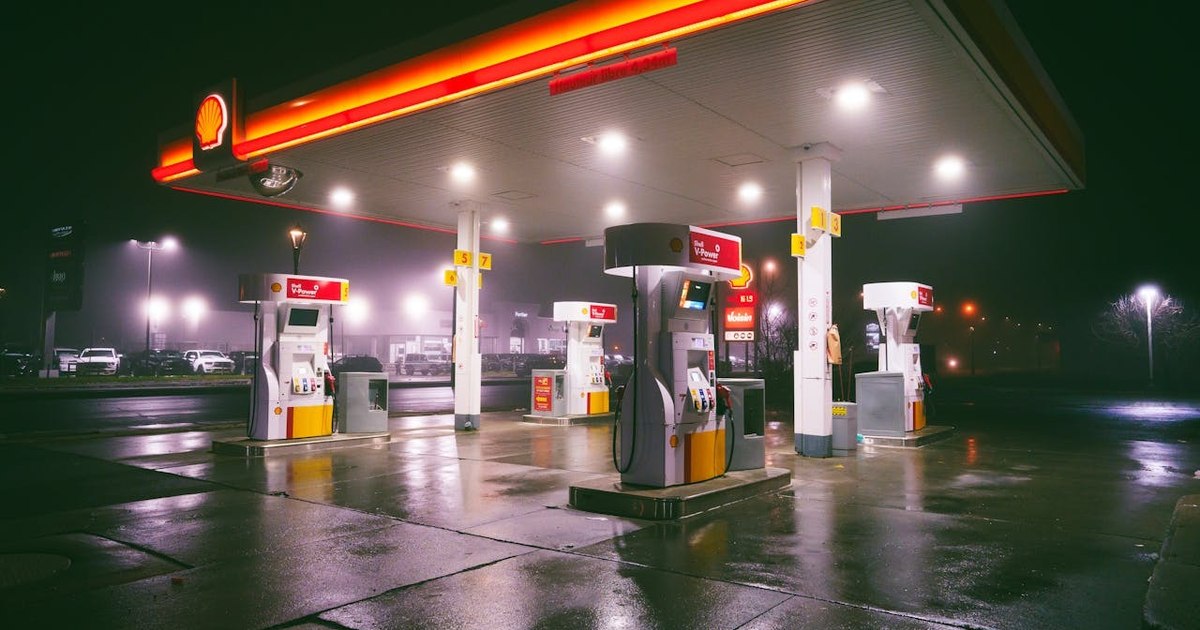 Evoluția prețurilor la carburante pe 20 septembrie: motorina a înregistrat o ușoară creștere