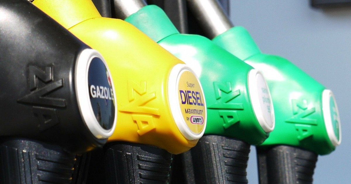 Evoluția prețurilor la carburanti pe 9 septembrie: benzina se apropie de pragul de 10 lei pe litru