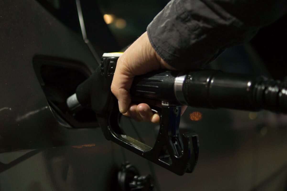 Prețurile la carburanți în creștere: Motorina se apropie de pragul de 11 lei/litru la OMV