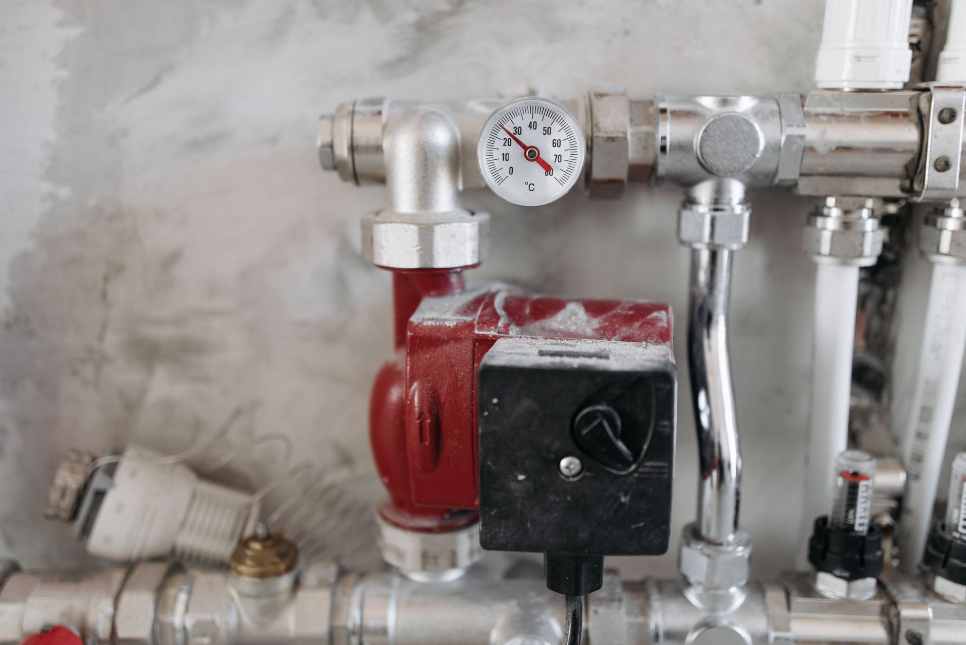 Cum poți reduce factura la gaz prin ajustarea temperaturii de tur a centralei termice