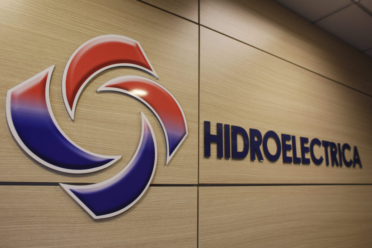 Producția instantanee Hidroelectrica a atins un minim istoric pentru o zi lucrătoare
