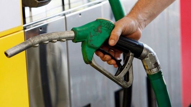 Avertisment privind prețurile la benzină și motorină: Riscul de a depăși 15 lei/litru în România