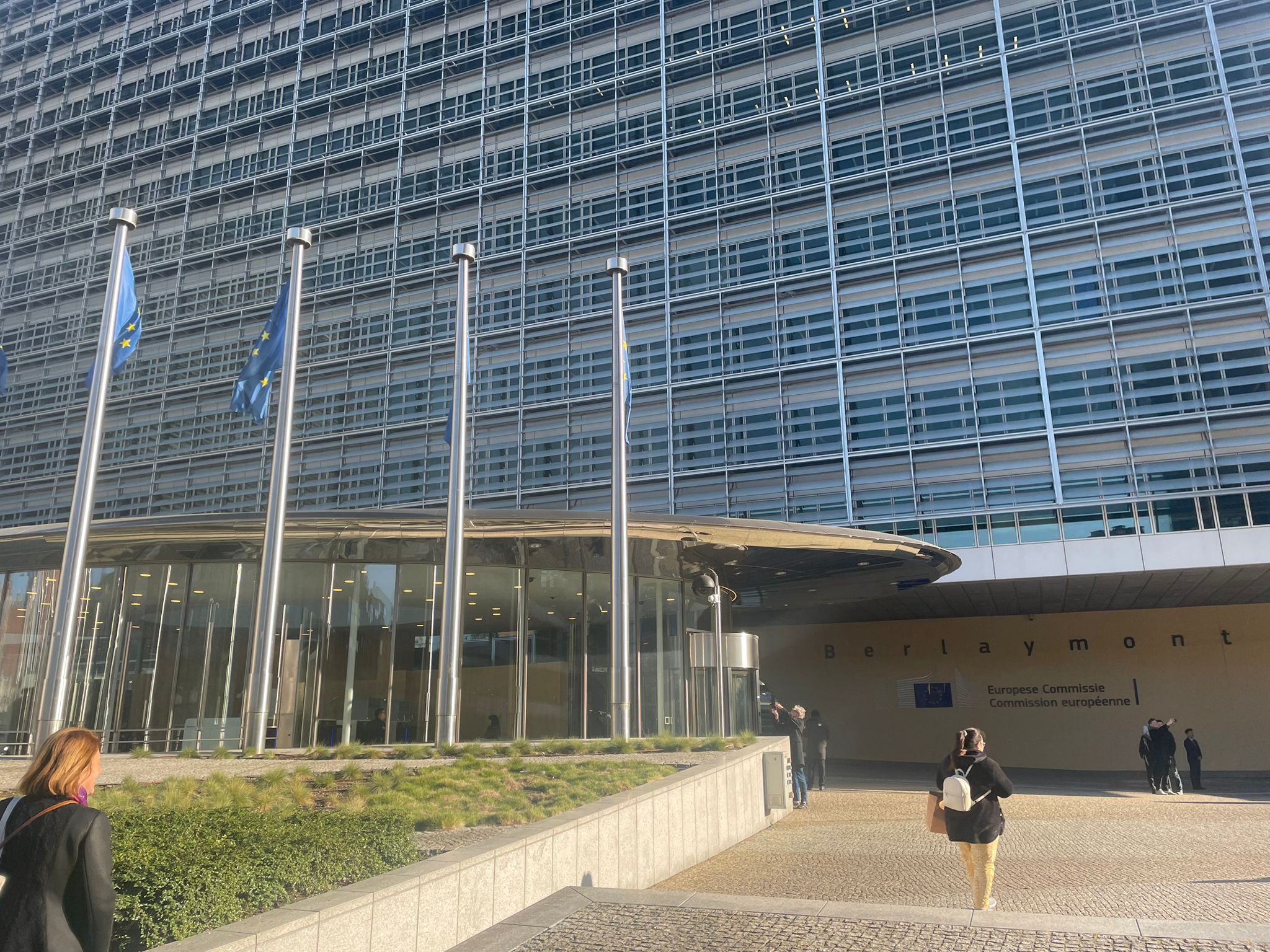 Comisia Europeană solicită României transpunarea normelor privind piața hidrogenului și a gazelor decarbonizate