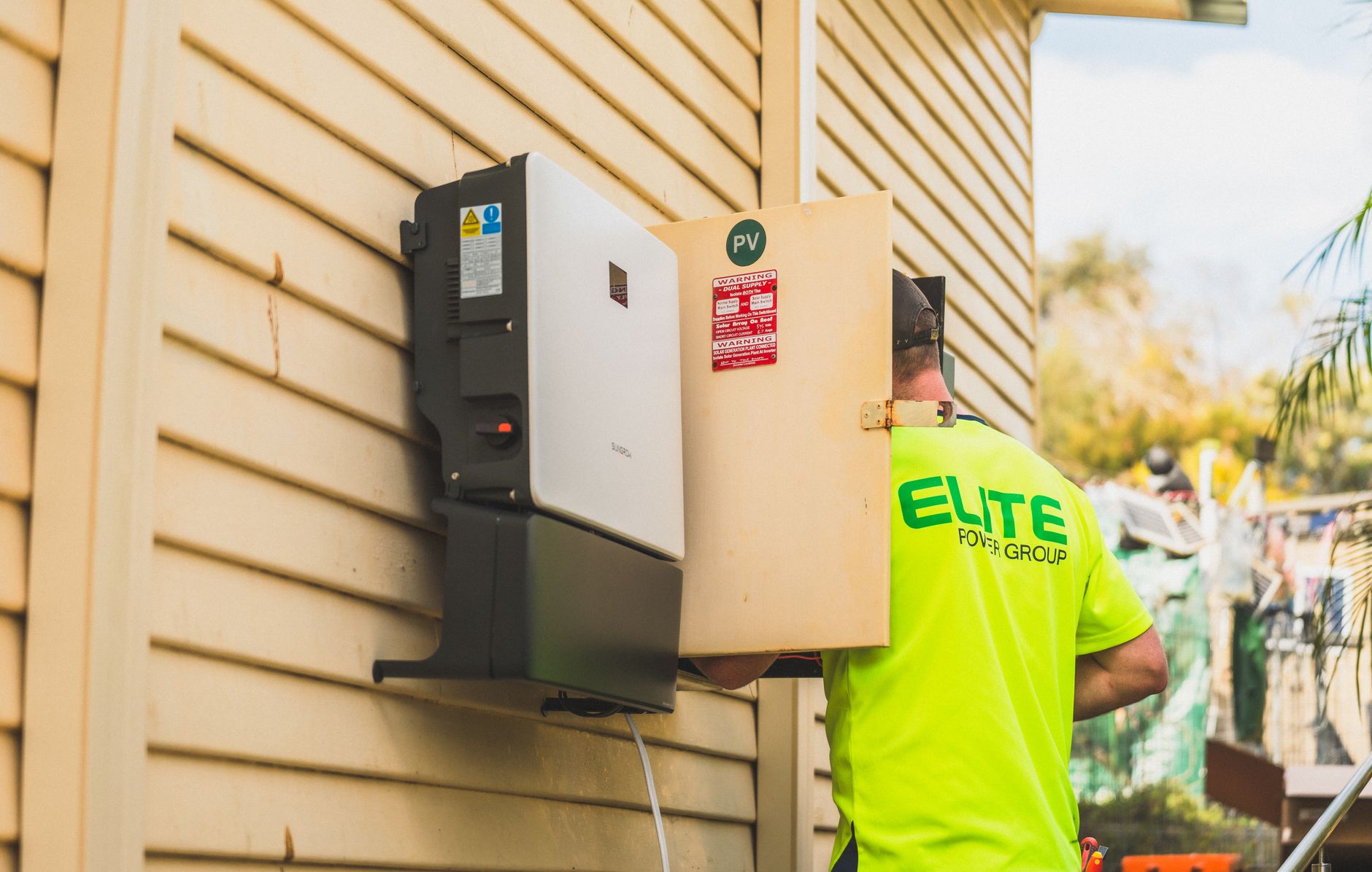 Campanie de informare despre facturile la curent: ce reprezintă costul real al energiei electrice