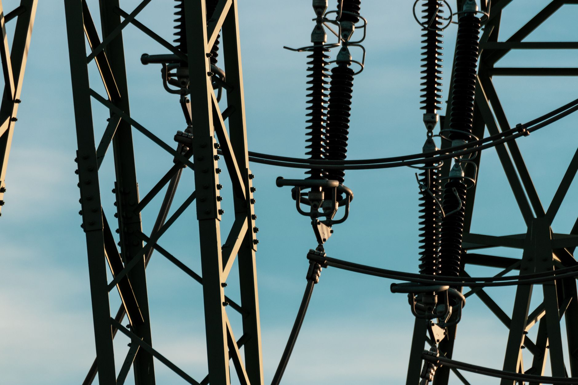 Transelectrica investește peste 476 de milioane de lei în digitalizarea stației electrice Alba Iulia