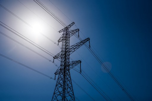 Guvernul prelungește măsurile de siguranță pe piața de energie electrică până la sfârșitul lunii octombrie