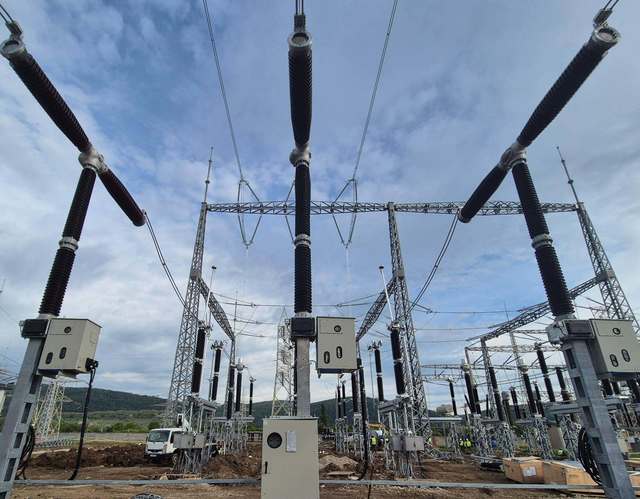 Măsuri de siguranță pentru Transelectrica pe piața de energie electrică până în octombrie 2026