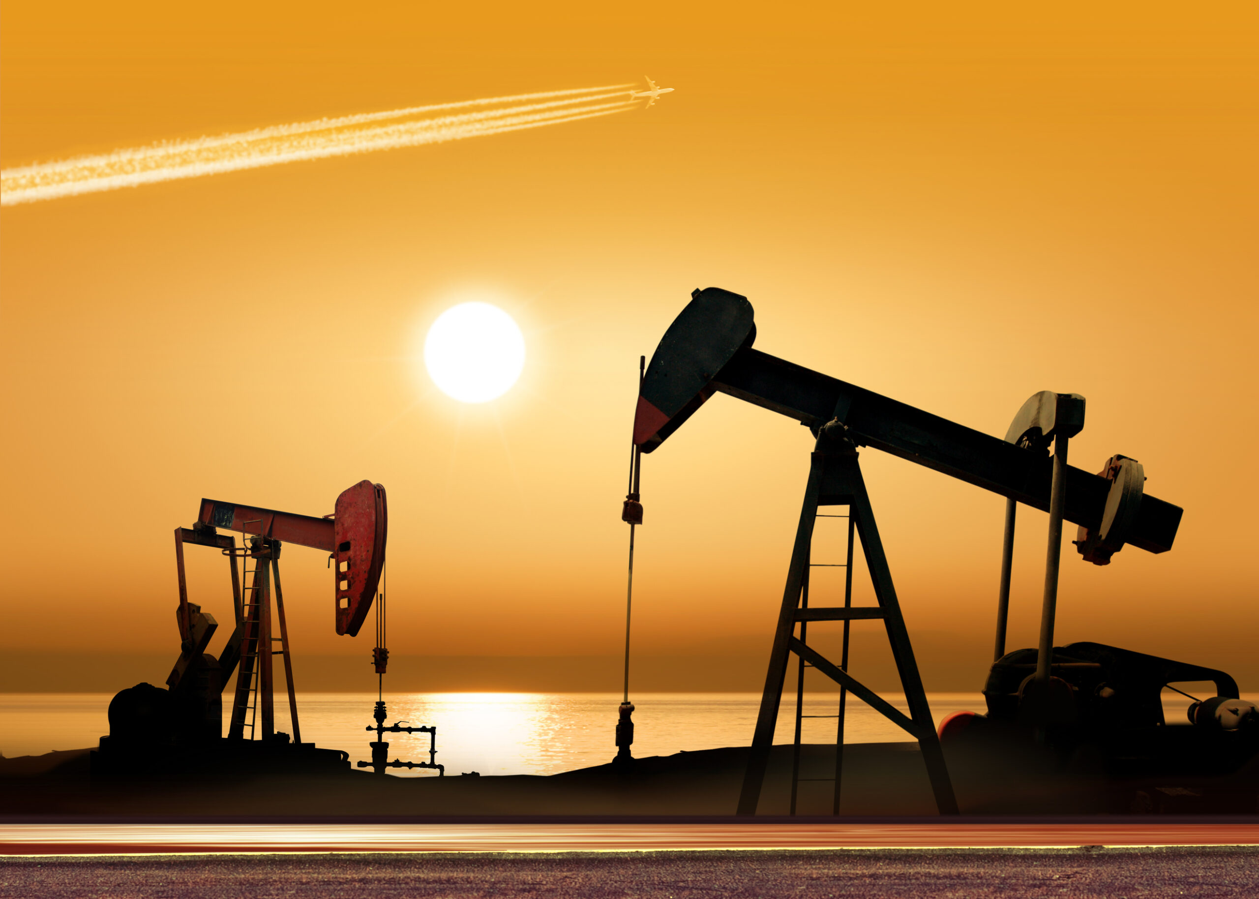 Rezervele strategice de petrol ale statelor membre AIE au scăzut semnificativ din cauza eliberărilor masive