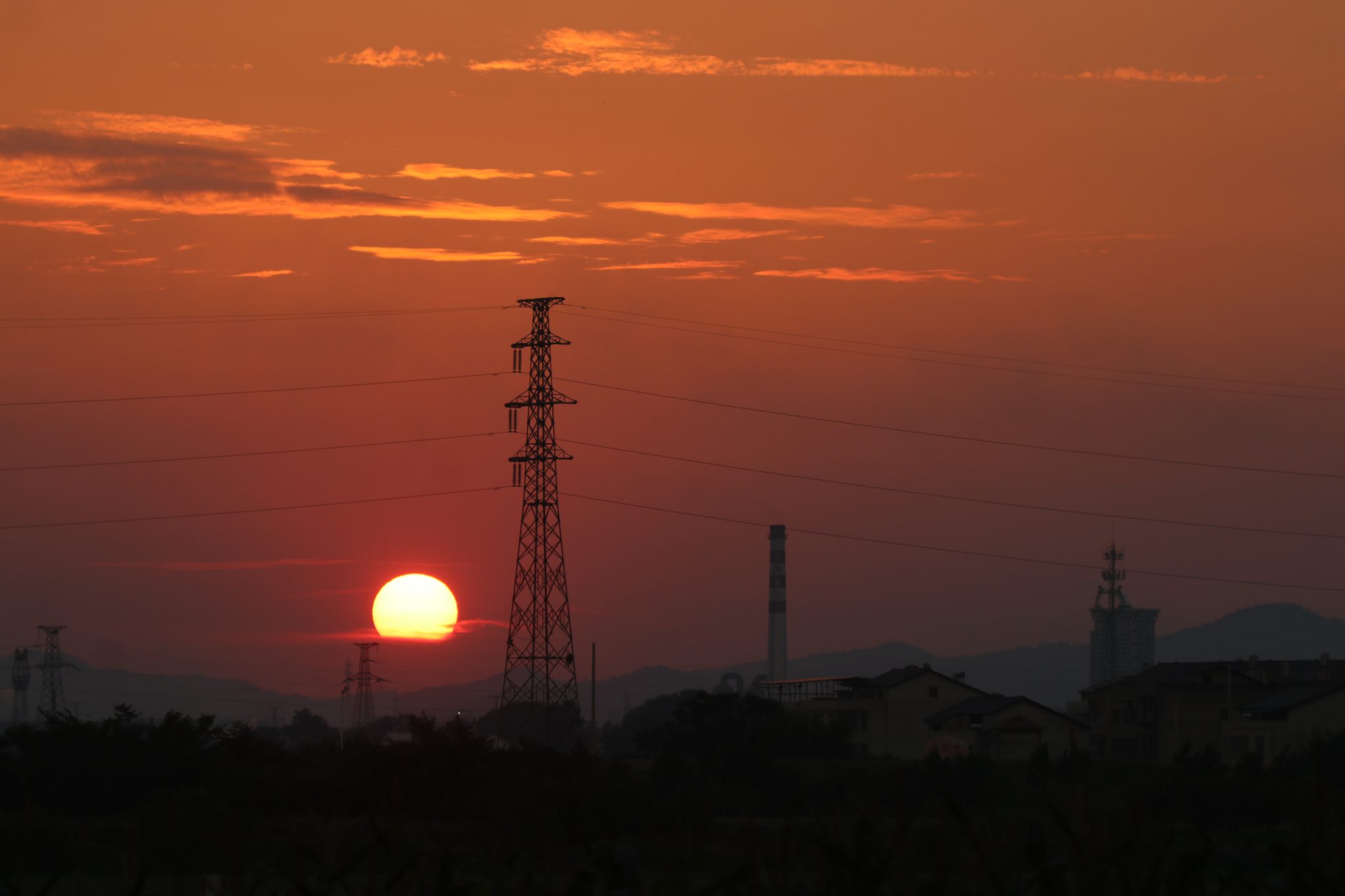 Avertisment de la Ministerul Energiei: Prețurile la electricitate vor fi foarte mari în 2027