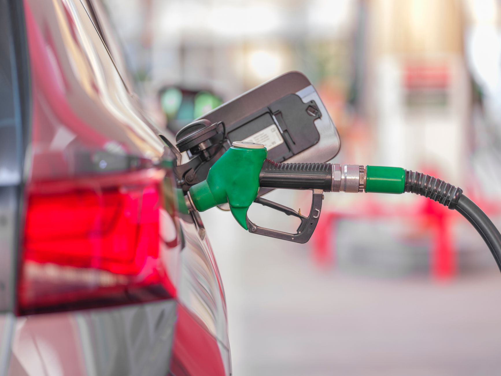 Motorina scade în preț la OMV Petrom după o perioadă de creșteri continue