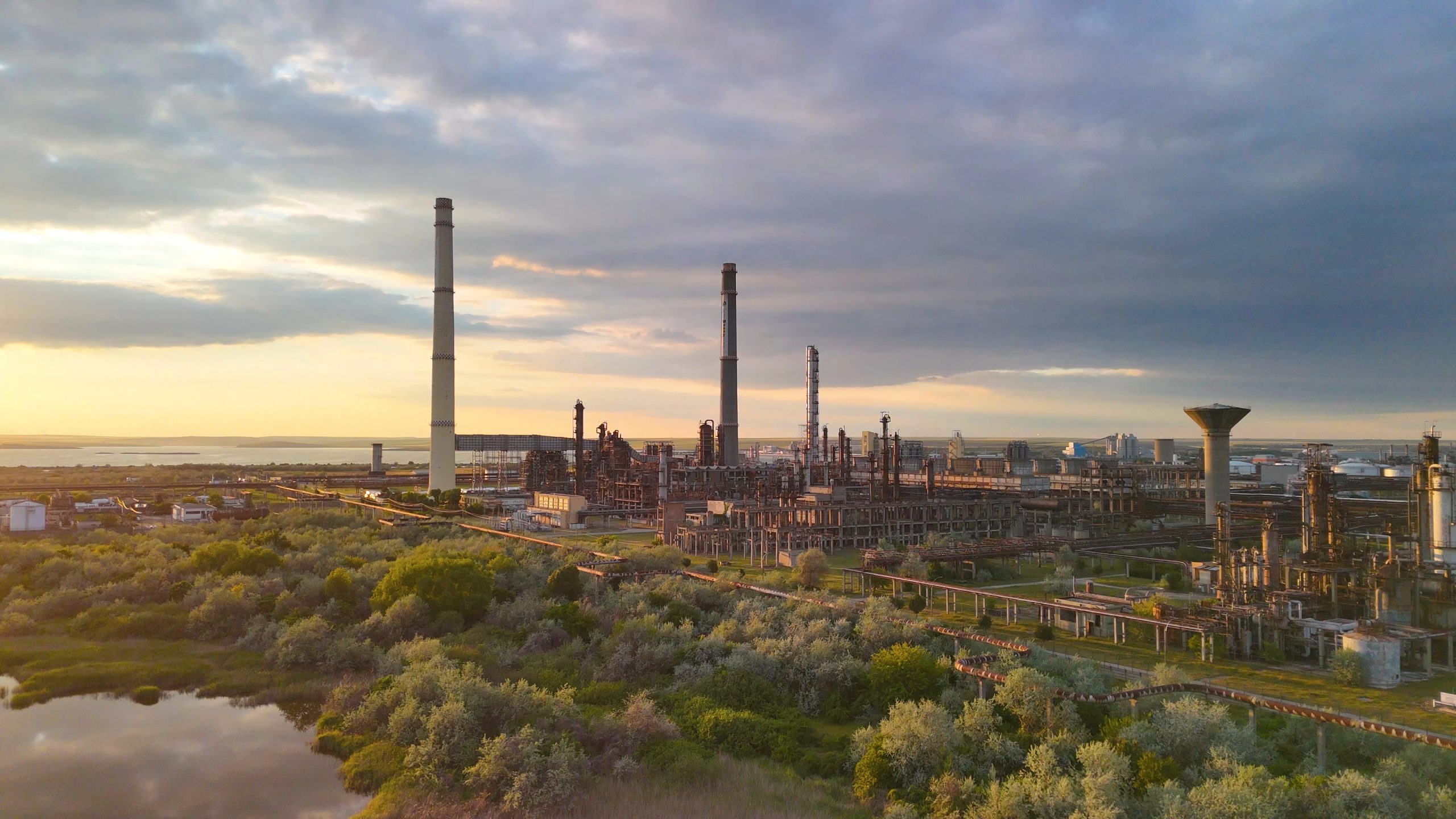 Rompetrol Rafinare investește 44 de milioane de lei într-o centrală fotovoltaică la Petromidia