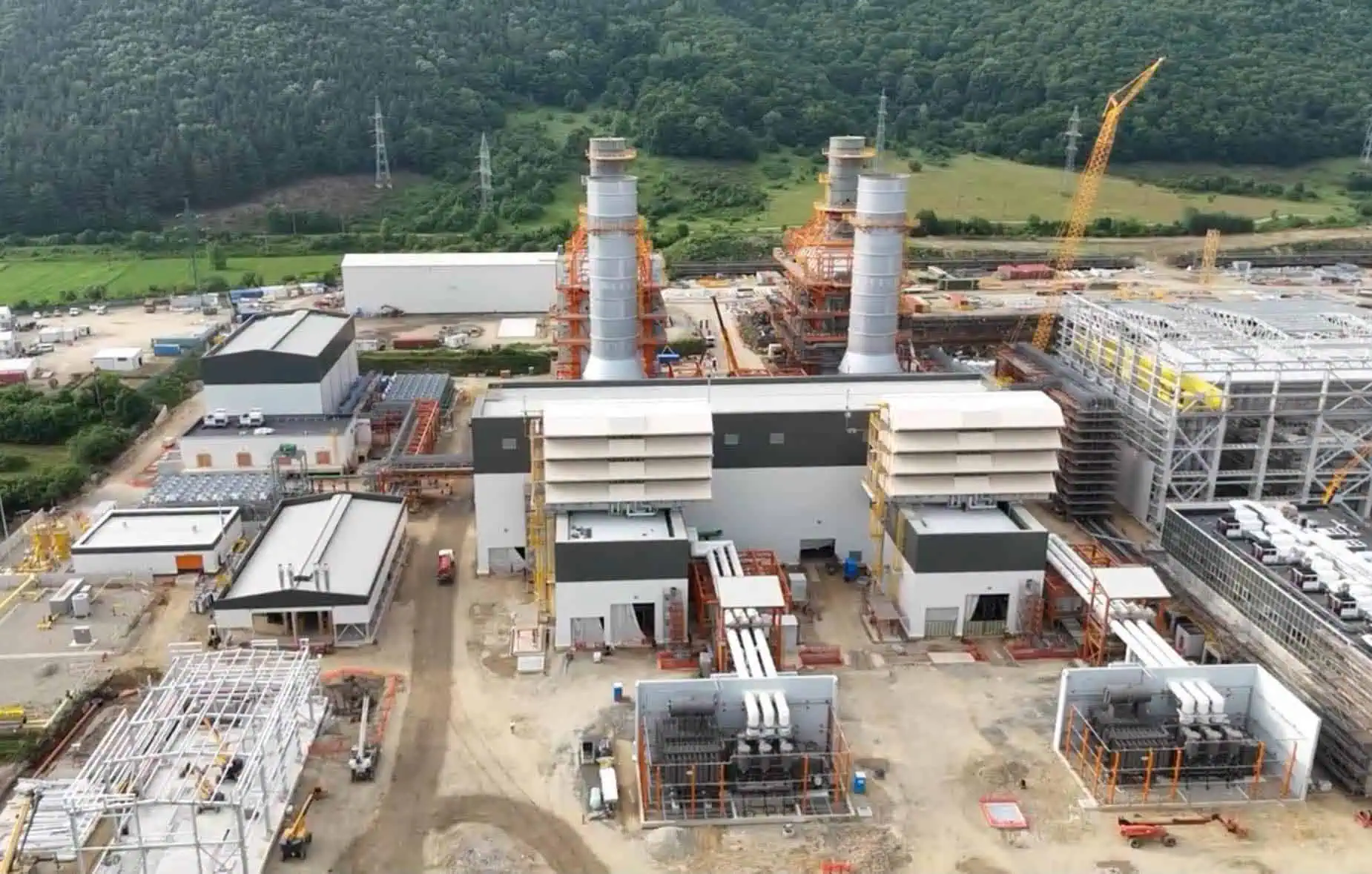 Noua centrală de la Mintia: a fost pornită prima turbină pe gaz pentru proiectul de 1,2 miliarde de euro