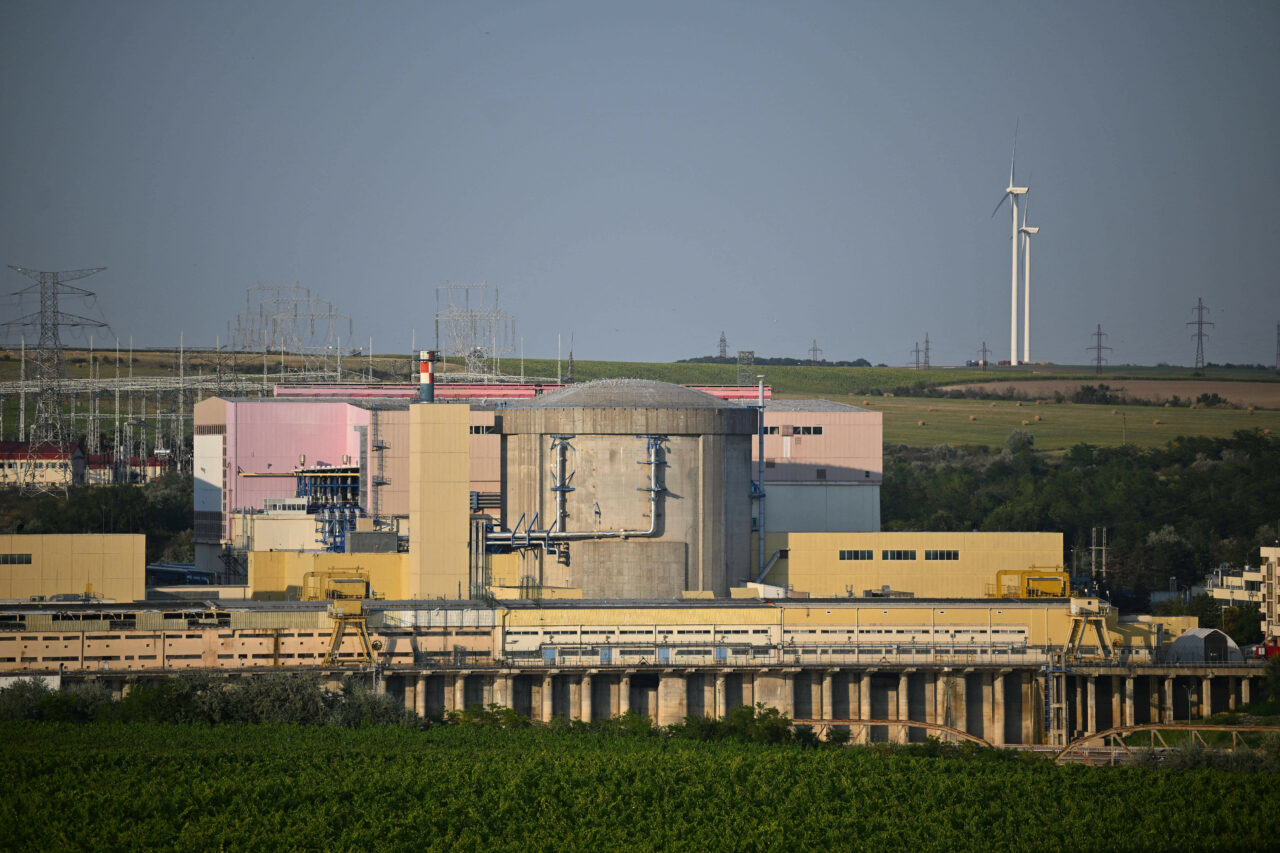 Impactul opririi centralei de la Cernavodă asupra prețurilor la electricitate și termene de repornire